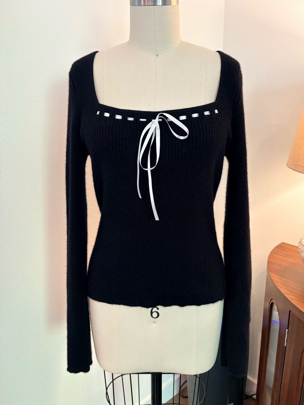 Reformation Kameron Cashmere Sweater